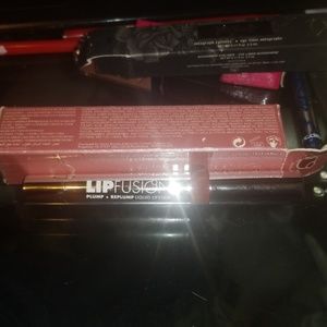Lip Fusion Plump & Replump Liquid Lipstick-Starlet